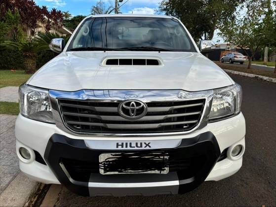 TOYOTA HILUX 3.0 SRV TOP 4X4 CD 16V TURBO INTERCOOLER DIESEL 4P AUTOMÁTICO TOYOTA HILUX 3.0 SRV TOP 4X4 CD 16V TURBO INTERCOOLER DIESEL 4P AUTOMÁTICO